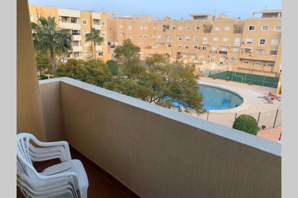Apartamento 3 Dormitorios En La Playa De Almeria. Roquetas de Mar Exterior photo