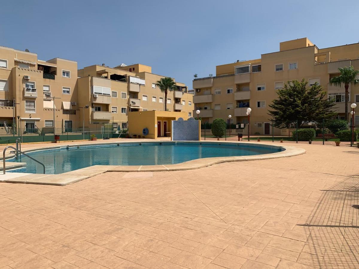 Apartamento 3 Dormitorios En La Playa De Almeria. Roquetas de Mar Exterior photo